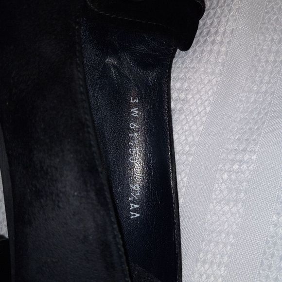 STEWART WEITZMAN BLOCK HEELS - Picture 11 of 11